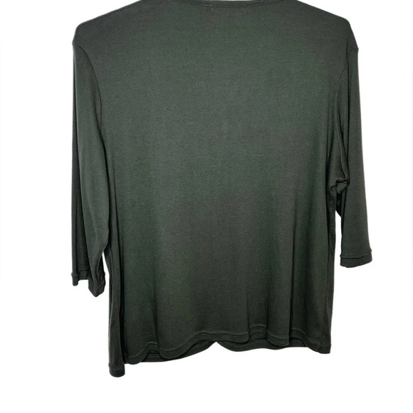 Extra Touch International cardigan sweater size 1X.  Embroidery around the neck. - Picture 2 of 4